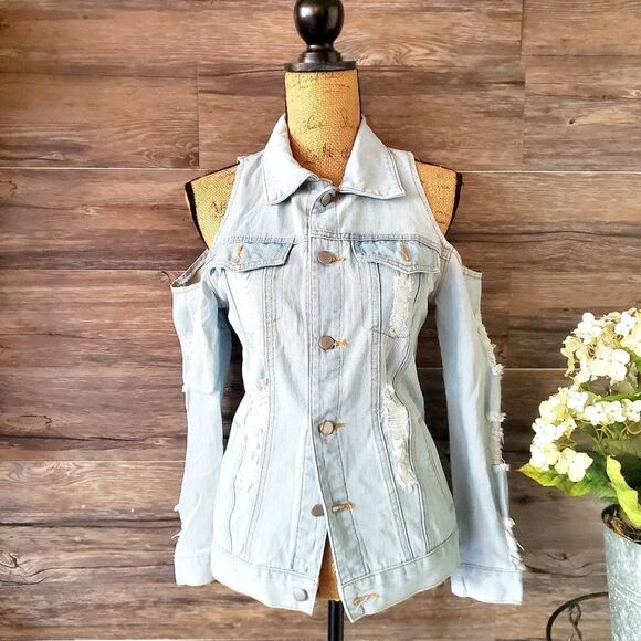 Point 5 Cold Shoulder Denim Jacket Light Wash Small - Picture 2 of 10